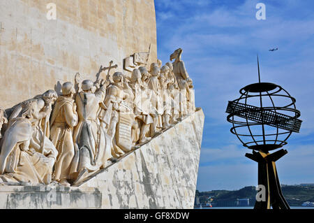 El Monumento a los descubrimientos, Lisboa, Portugal Foto de stock