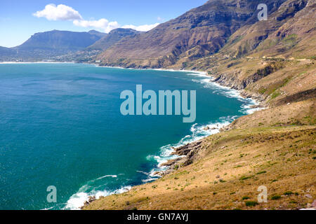 Hout Bay desde el punto de vista del pico Chapman en Western Cape, Sudáfrica
