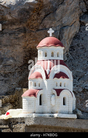 Griechenland, Kreta, Kapelle an der Strasse bei Damasta westlich von Heraklion, Foto de stock