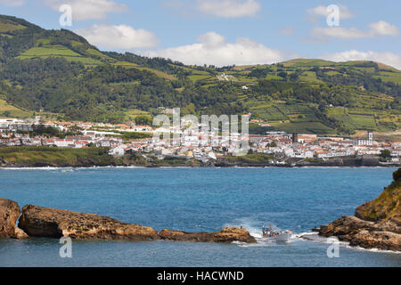 Azores paisajes costeros. Vila Franca do Campo. Sao Miguel. Portugal. Horizontal Foto de stock