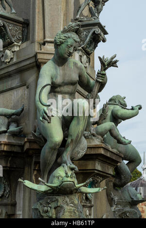 Detalle de la fuente de Neptuno, en el Castillo de Frederiksborg en Hillerod, Dinamarca