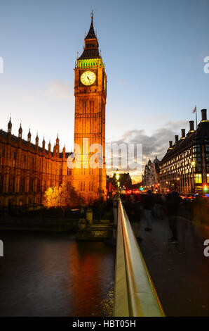 Las Casas del Parlamento, el Big Ben, Londres, Inglaterra, Reino Unido.