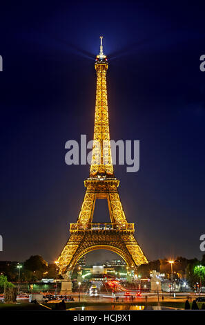 La Torre Eiffel, en París, Francia