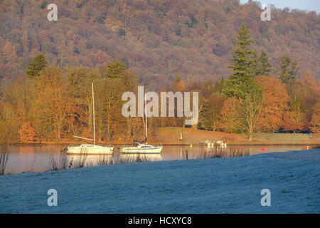 El lago Windermere en una helada mañana