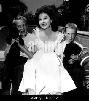 SUSAN Hayward franco con dos hijos gemelos Gregory y Timothy