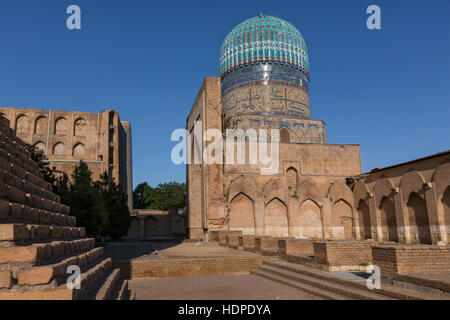 Bibi Khanum mezquita en Samarcanda, Uzbekistán. Foto de stock