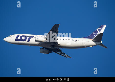 LOT Polish Airlines Boeing 737 Foto de stock