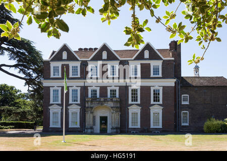 Boston Manor House, Boston Manor Park, Brentford, Hounslow, London Borough of Greater London, England, Reino Unido Foto de stock