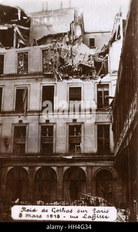 WW1 - Daños a los edificios de la Rue Lafitte, en París, Francia, a raíz de una incursión aérea alemana bombarderos Gotha el 8 de marzo, 1918