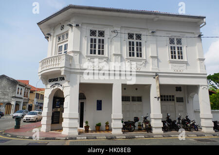 Georgetown, Penang, Malasia - Abril 18, 2016: un paisaje urbano vista de edificios en el centro histórico de la ciudad Foto de stock