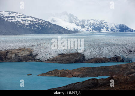 El Glaciar Upsala, en el Lago Argentino, El Calafate, Parque Nacional Los Glaciares, Patagonia Argentina, Sudamérica Foto de stock