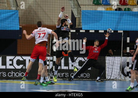 KOCAELI, TURQUIA - 11 DE FEVEREIRO DE 2017: Jogadores Na Ação Durante A  Harmonia Do Handball Da Liga Dos Campeões De VELUX EHF Entre O GH De  Besiktas MOGAZ E Dinamo Bucuresti.