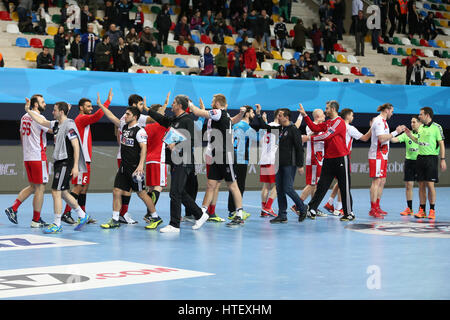 KOCAELI, TURQUIA - 11 DE FEVEREIRO DE 2017: Jogadores Na Ação Durante A  Harmonia Do Handball Da Liga Dos Campeões De VELUX EHF Entre O GH De  Besiktas MOGAZ E Dinamo Bucuresti.