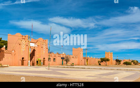 Los edificios tradicionales en Boumalne Dades ciudad, Marruecos Foto de stock