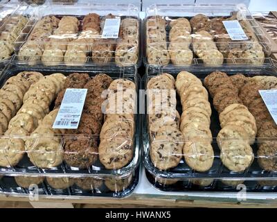 Galletas costco fotografías e imágenes de alta resolución - Alamy