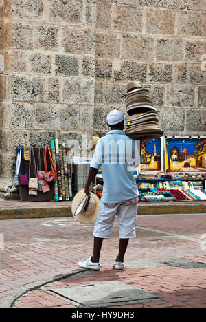 Sombrero colombiano hombre panama fotografías e imágenes de alta resolución  - Alamy