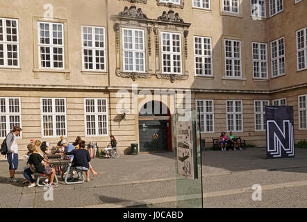 Museo Nacional de Dinamarca, entrada principal patio, en Copenhague.