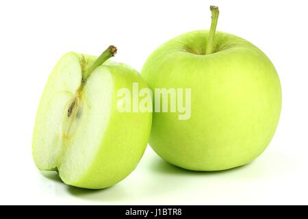Las manzanas (variedad Delcorf) aislado sobre fondo blanco. Foto de stock