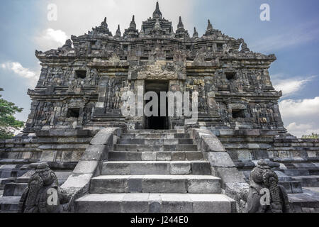 Kala Makara de Plaosan Lor en Plaosan complejo del templo, el templo budista construido por Sri Kahulunnan o Pramodhawardhani. Situado en el Centro de Java, Indonesia Foto de stock
