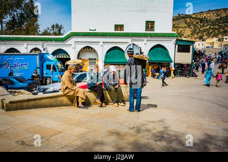 Ambiente popular. Moulay Idriss. Meknes, Marruecos, Norte de África Foto de stock