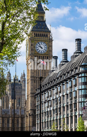 Portcullis House es un edificio de oficinas en Westminster, Londres, Reino Unido, dotar a las oficinas de 213 miembros del parlamento Foto de stock