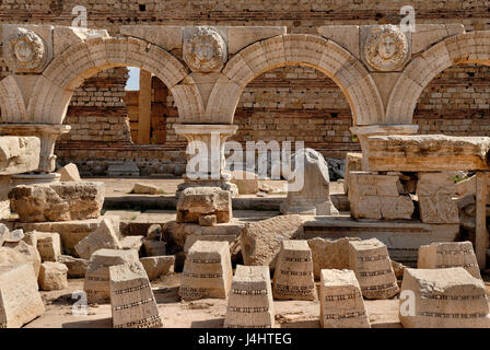Libia, distrito, Khoms Murqub Severan, Foro Romano de Leptis Magna Trípoli sitio arqueológico declarado Patrimonio de la Humanidad por la Unesco Foto de stock