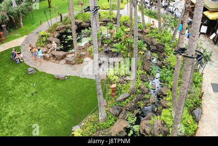 Royal Garden Grove en el centro de Royal Hawaiian Foto de stock