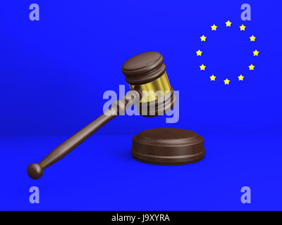 Martillo y símbolo de la Unión Europea, el concepto de derecho europeo Foto de stock