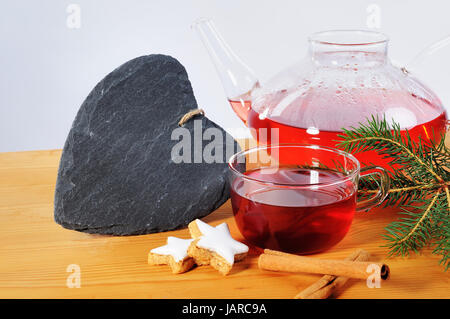 Tee, tasse, Schieferherz Teekanne und Dekoration de Adviento