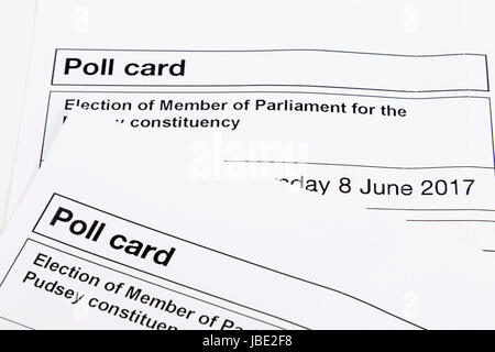 Las tarjetas de votación de la elección del Gobierno del Reino Unido de 2017 Foto de stock