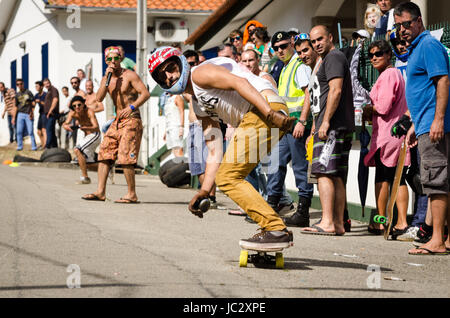 PINHEIRO DA BEMPOSTA, PORTUGAL - Agosto 10, 2014: Jorge Pernes durante el 2º Festival de fuerza de Newton 2014. Foto de stock