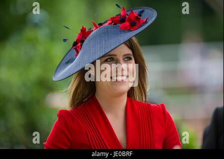 Ascot, Berkshire, Reino Unido. 22 de junio de 2017. La princesa Eugenie en Royal Ascot 22 de junio de 2017. Crédito: John Beasley/Alamy Live News Foto de stock