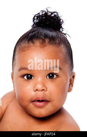 Lindo bebé cara con pelo rizado Fotografía de stock - Alamy