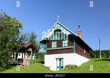 Viña casa en montañas Deutsch-Schützner, Austria, Burgenland, Alemán Schützen-Eisenberg Foto de stock