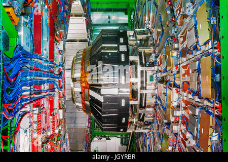 Detector CMS del Gran Colisionador de Hadrones en el CERN Foto de stock