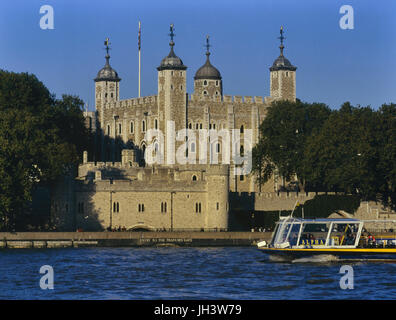 La Torre de Londres y la entrada a los traidores' Gate. Londres. Inglaterra. UK Foto de stock
