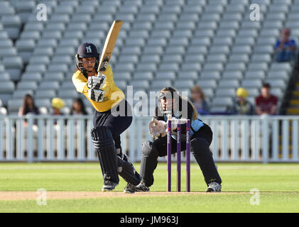 Warwickshire señoras cricketer Marie Kelly batting Foto de stock