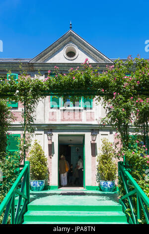 Francia, Normandía, Giverny, Monet, La casa y el jardín Foto de stock