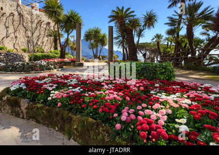 Impresionantes jardines de Villa Rufolo en primavera, Ravello, Costa Amalfitana, Sitio del Patrimonio Mundial de la UNESCO, la Región de Campania, Italia, Europa