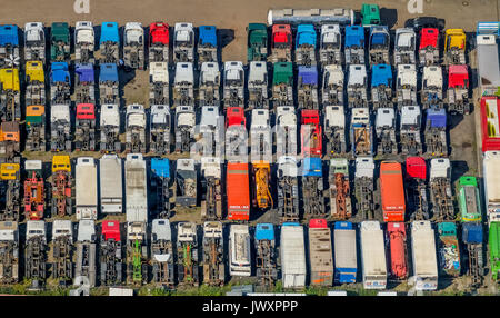 Camiones usados, tractores, Wilhelm Hoyer KG - Dortmund, próximo Stellfeld & Ernst GmbH, S & D, del comercio de automóviles en la calle Hanoverian, Dortmund, área de Ruhr, al norte Foto de stock