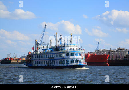 Barco de vapor LUISIANA STAR, el puerto de Hamburgo, Alemania, Europa Foto de stock