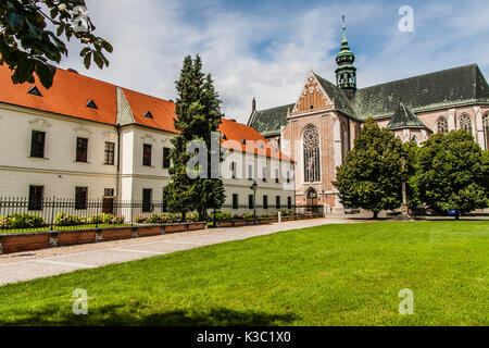 Abadía Agustiniana de Santo Tomás donde Gregor Mendel trabajó, Brno Foto de stock