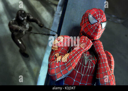 Venom y Spider-Man se enfrentan en Columbia Pictures Spider-man 3. SPIDER-MAN 3 [2007] Topher Grace como Edward "Eddie" Brock / Veneno, Tobey Maguire como Peter Parker / Spider-man Fecha: 2007 Foto de stock