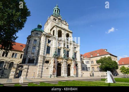 Bayerisches Nationalmuseum (Museo Nacional Bávaro), München, Munich, Oberbayern, Alta Baviera, Bayern, Baviera, Alemania Foto de stock