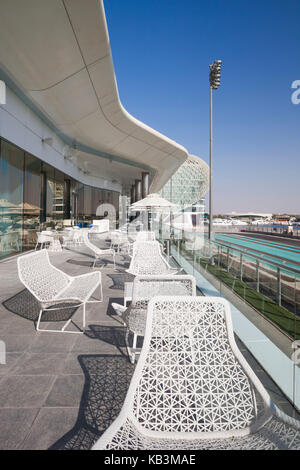 Emiratos Árabes Unidos, Abu Dhabi, Yas Island, el viceroy hotel, vista de la Fórmula Uno en el Circuito Yas Marina racetrack Foto de stock
