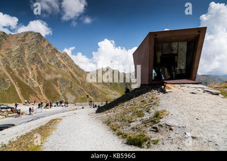 Europa, Austria/Italia, Alpes, Montañas - Passo Rombo - Timmelsjoch - Museo Foto de stock