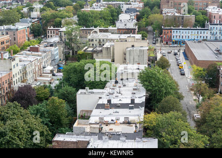 El barrio de Park Slope en Brooklyn en Nueva York el sábado, 14 de octubre de 2017. (© Richard b. Levine) Foto de stock