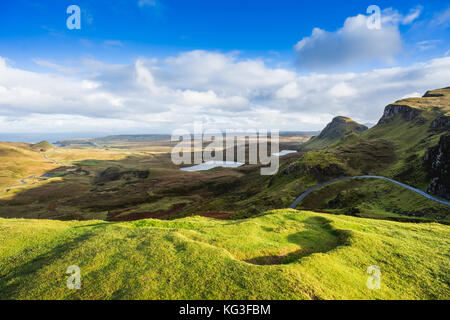 La vista horizontal de quiraing montañas en la isla de Skye, en las tierras altas de Escocia, Scotland, Reino Unido