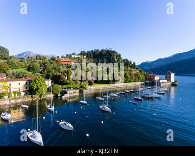 Pequeño puerto de Pescallo, lago de Como en Europa Foto de stock