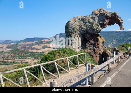 Elephant Rock, atracción turística en Castelsardo, Cerdeña, Italia, el mar Mediterráneo, Europa